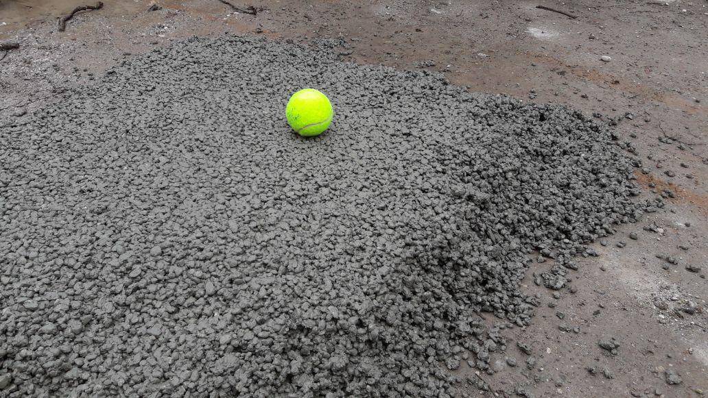 Das Fundament beim Padel Court - Padel